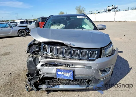 2019 Jeep Compass Limited z USA, uszkodzony, nr VIN 3C4NJDCB3KT695345